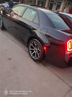 كرايسلر 300